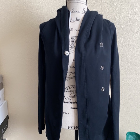 Lululemon jacket - Picture 10 of 14